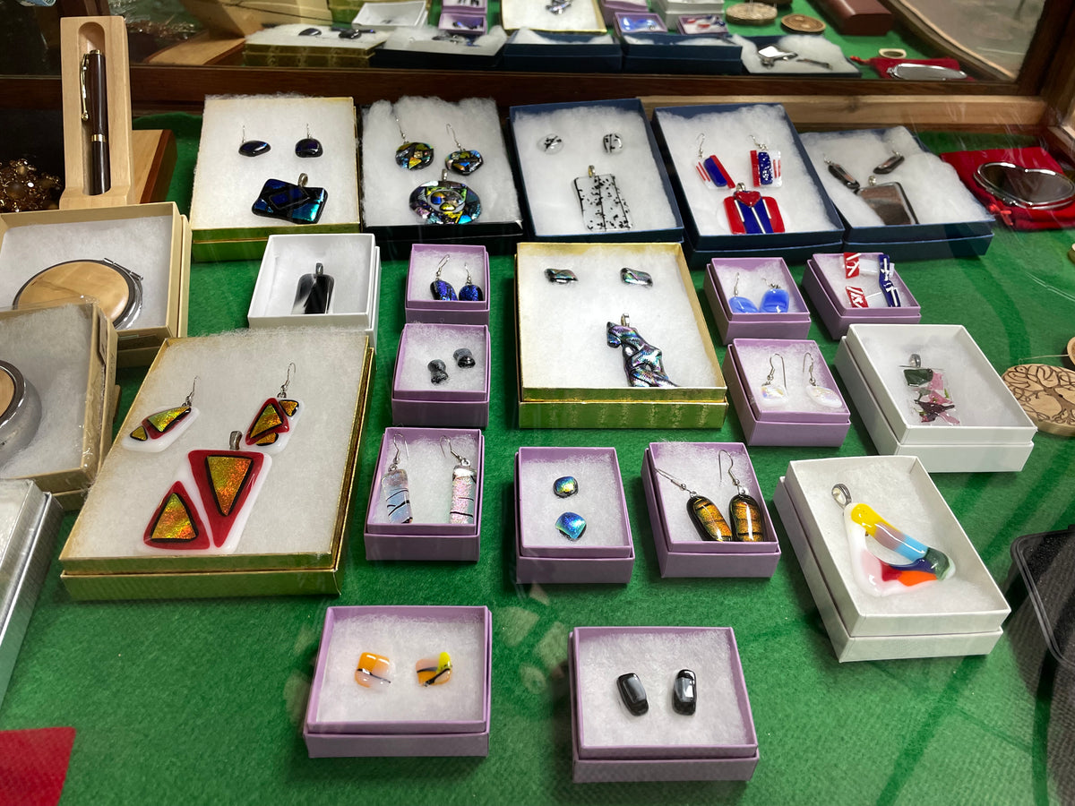Jewelry| Personal Handcrafted Displays